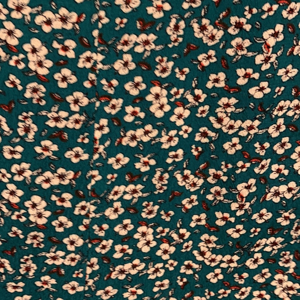 LAST 2️⃣ 🤍GREEN PRINT WRAP DRESS - Picture 3 of 4
